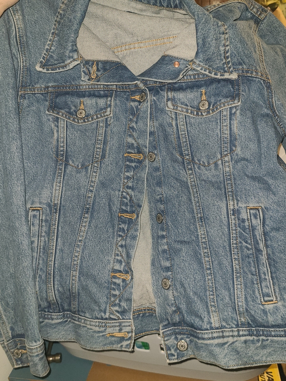 Old Navy Light Blue Denim Jacket - Women's